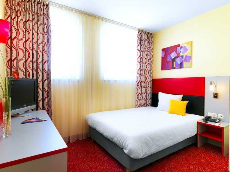 Ibis Styles Mitte Hotel 3*